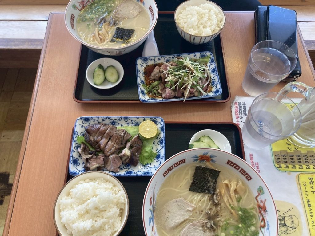 あっさりしつつもコクがある!延岡市「八七八(はなや)」で愛され続けるこだわりのラーメン
